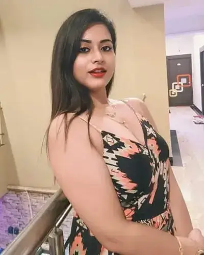 Call Girls in Saket